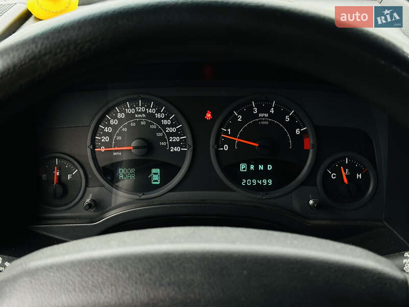 Позашляховик / Кросовер Jeep Patriot 2008 в Харкові