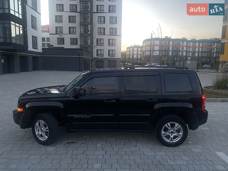 Позашляховик / Кросовер Jeep Patriot 2014 в Івано-Франківську