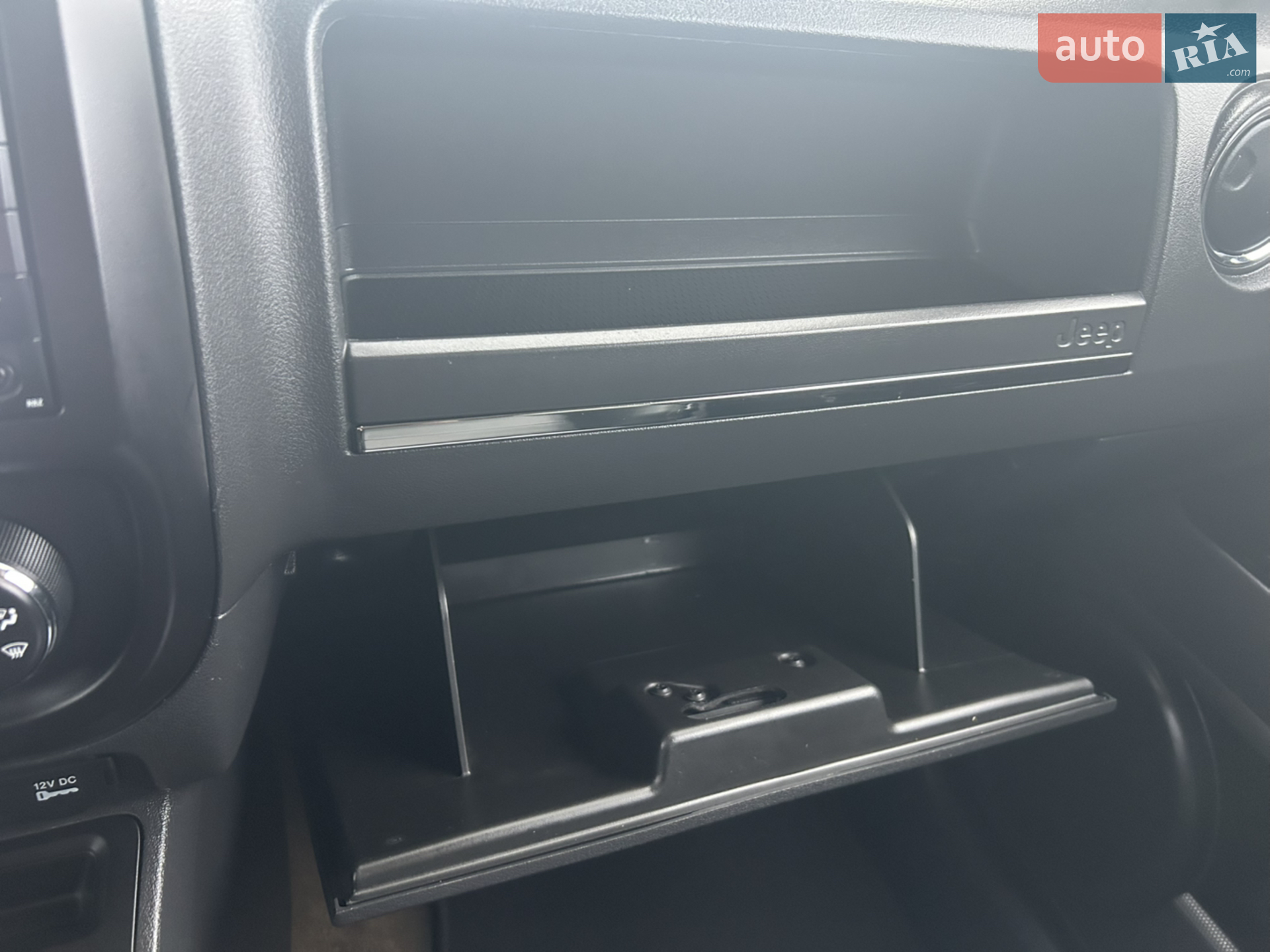 2016 Jeep Liberty (Patriot) - мініатюра 22