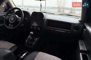 Внедорожник / Кроссовер Jeep Patriot 2015 в 