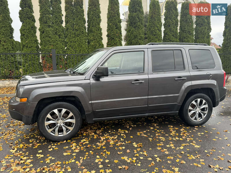 Внедорожник / Кроссовер Jeep Patriot 2015 в Львове