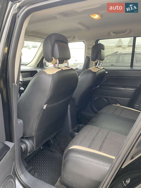 Позашляховик / Кросовер Jeep Patriot 2015 в Києві