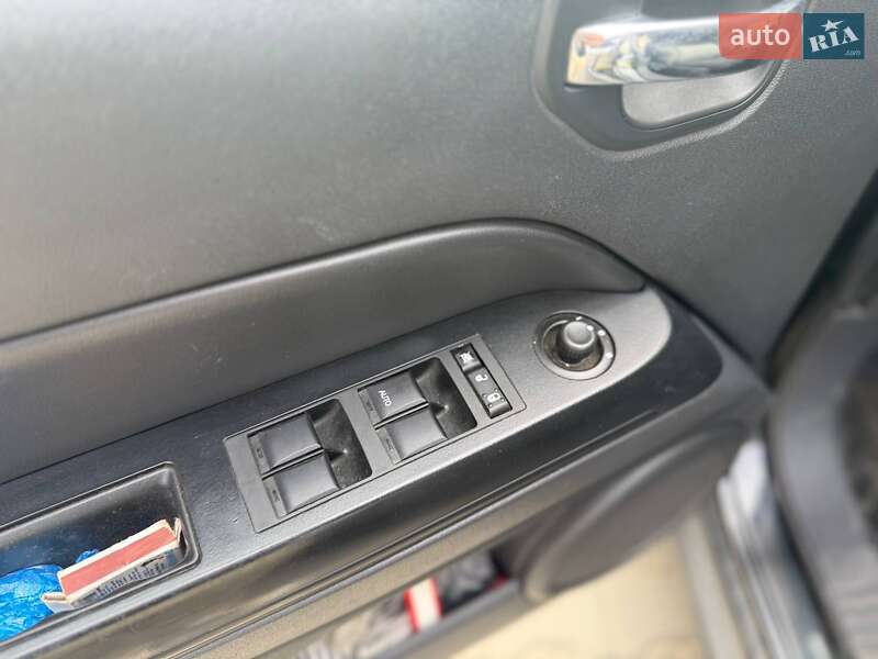 Позашляховик / Кросовер Jeep Patriot 2010 в Чернівцях фото 19 Позашляховик / Кросовер Jeep Patriot 2010 в Чернівцях