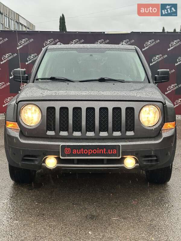 Внедорожник / Кроссовер Jeep Patriot 2016 в Сумах
