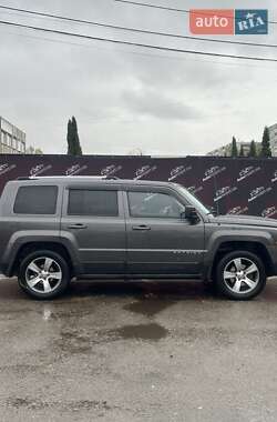 Внедорожник / Кроссовер Jeep Patriot 2016 в 