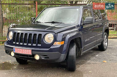 Позашляховик / Кросовер Jeep Patriot 2015 в Житомирі