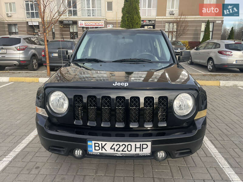 Позашляховик / Кросовер Jeep Patriot 2013 в Києві