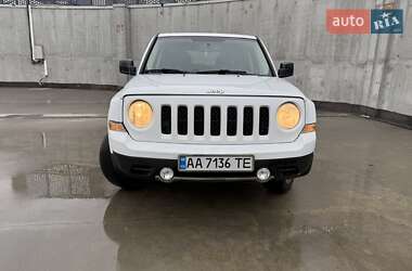 Внедорожник / Кроссовер Jeep Patriot 2016 в Киеве