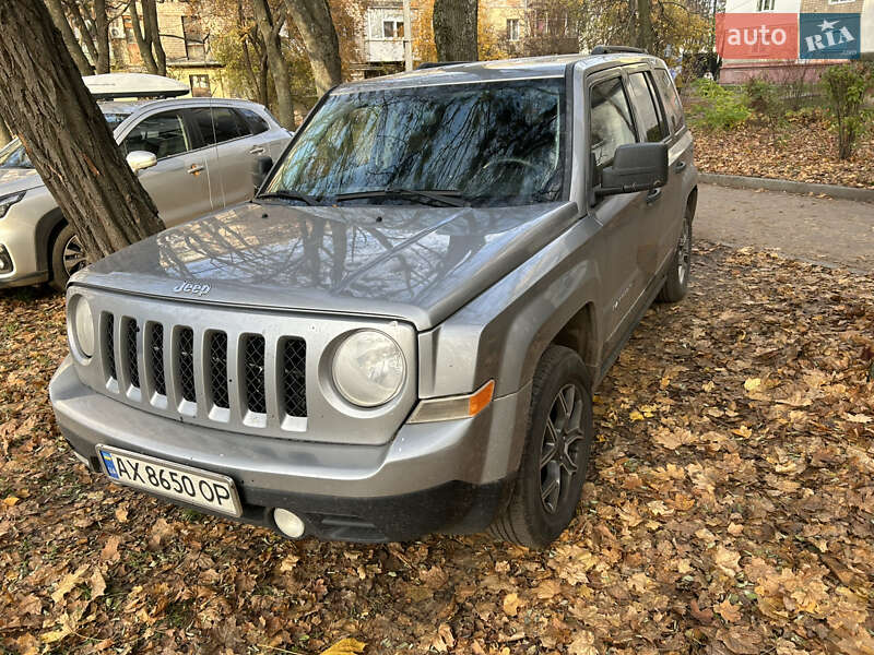 Внедорожник / Кроссовер Jeep Patriot 2015 в Харькове