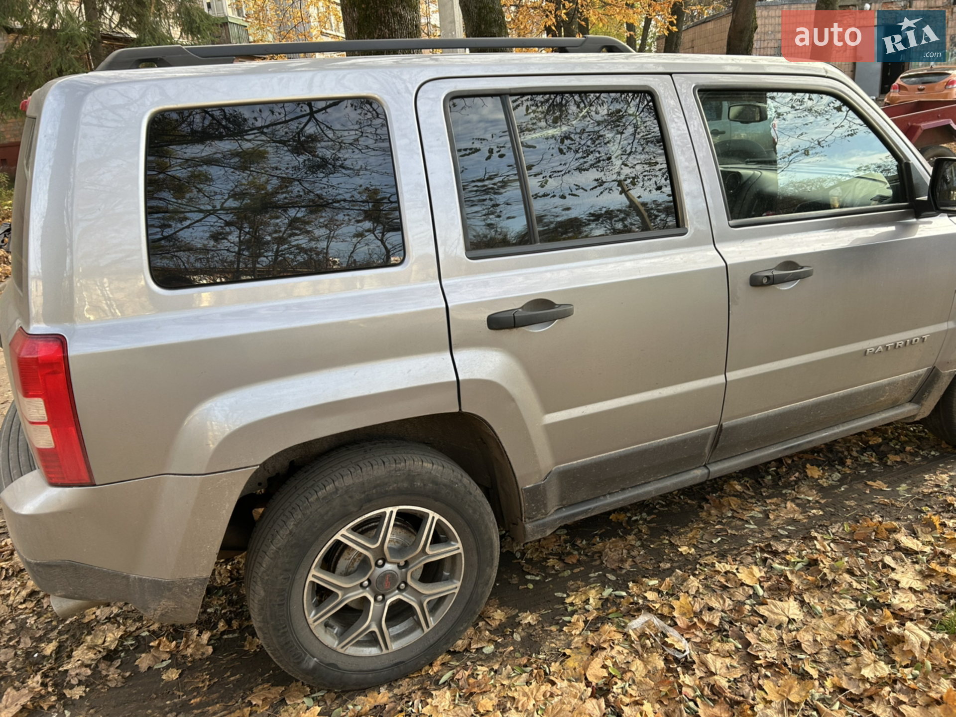 2015 Jeep Liberty (Patriot) - мініатюра 3