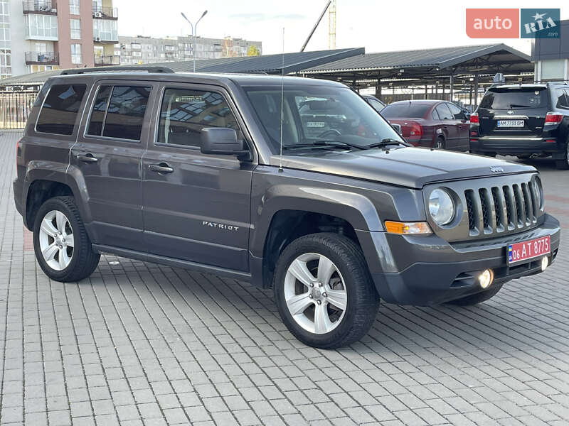 Внедорожник / Кроссовер Jeep Patriot 2015 в Житомире