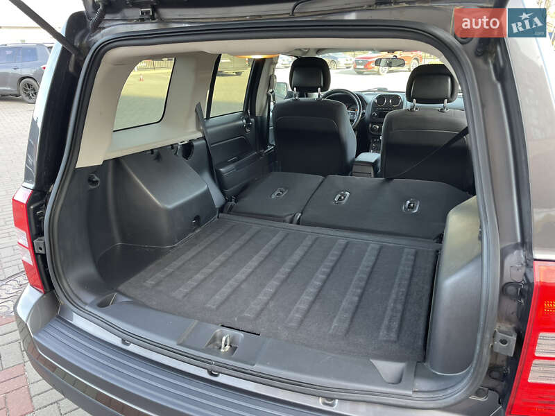 Внедорожник / Кроссовер Jeep Patriot 2015 в Житомире