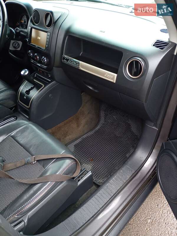 Позашляховик / Кросовер Jeep Patriot 2016 в Рівному фото 16 Позашляховик / Кросовер Jeep Patriot 2016 в Рівному