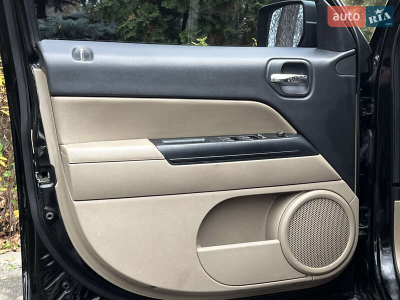 Внедорожник / Кроссовер Jeep Patriot 2012 в Киеве