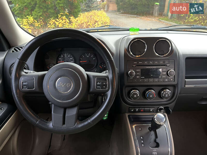 Внедорожник / Кроссовер Jeep Patriot 2012 в Киеве