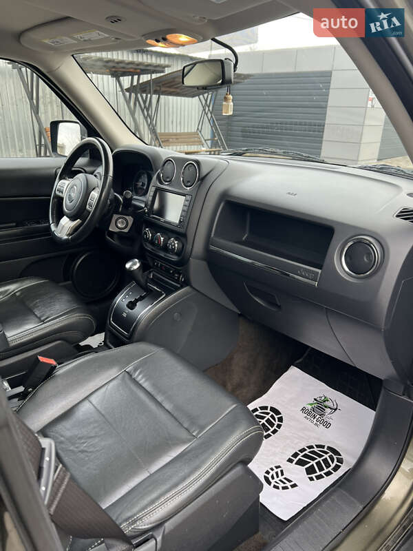 Позашляховик / Кросовер Jeep Patriot 2015 в Білій Церкві