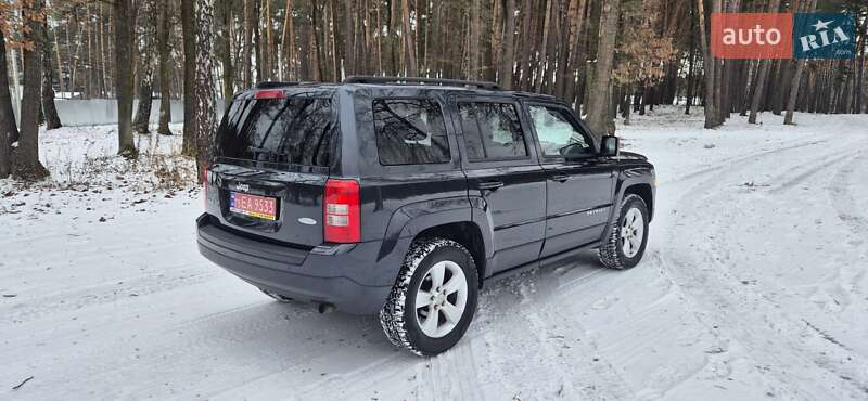 Позашляховик / Кросовер Jeep Patriot 2014 в Дубні