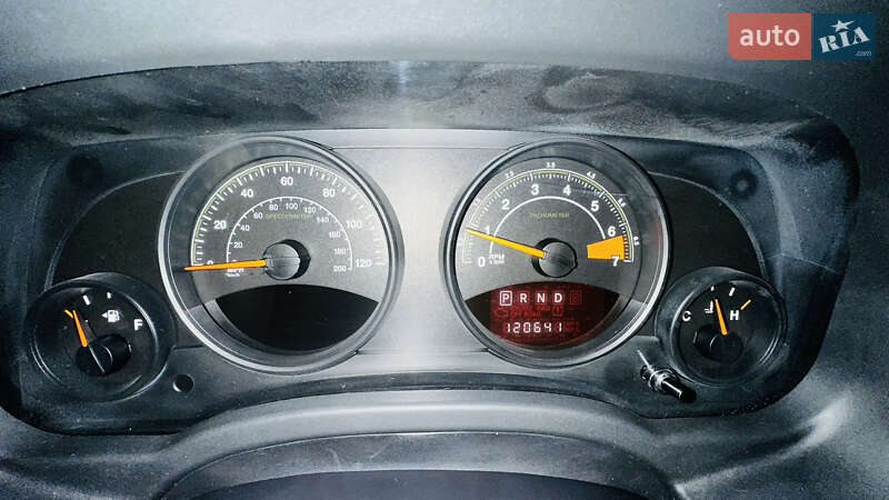 Внедорожник / Кроссовер Jeep Patriot 2015 в Киеве