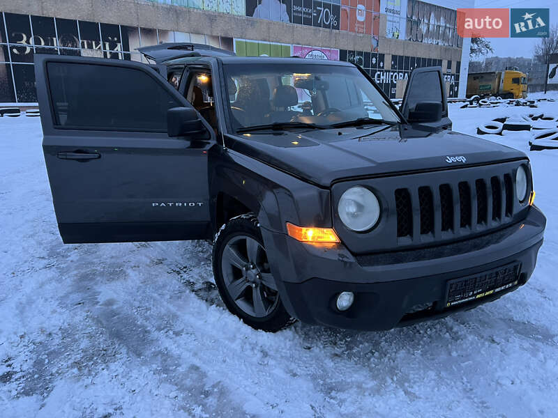 Позашляховик / Кросовер Jeep Patriot 2015 в Краматорську