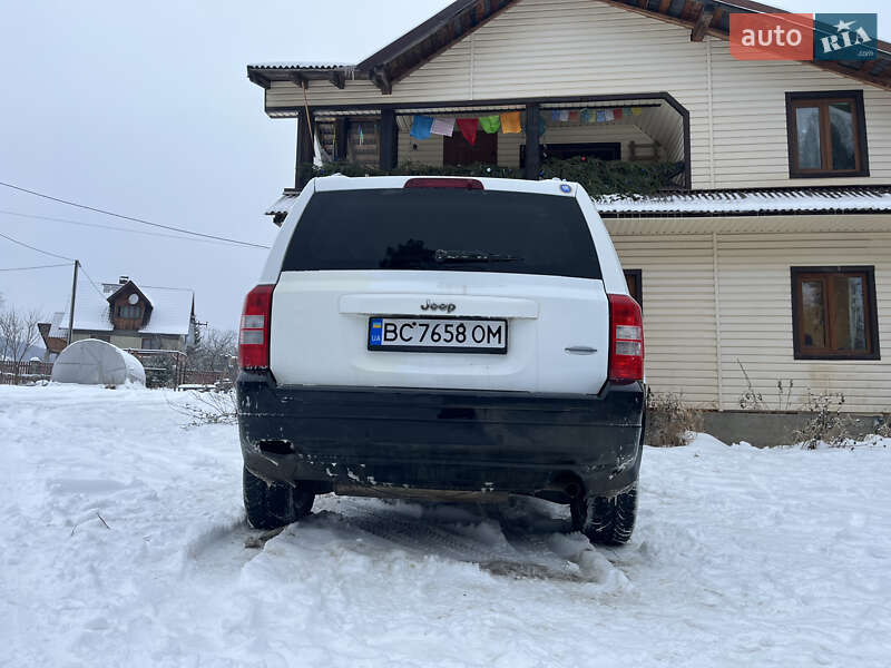 Внедорожник / Кроссовер Jeep Patriot 2015 в Сколе