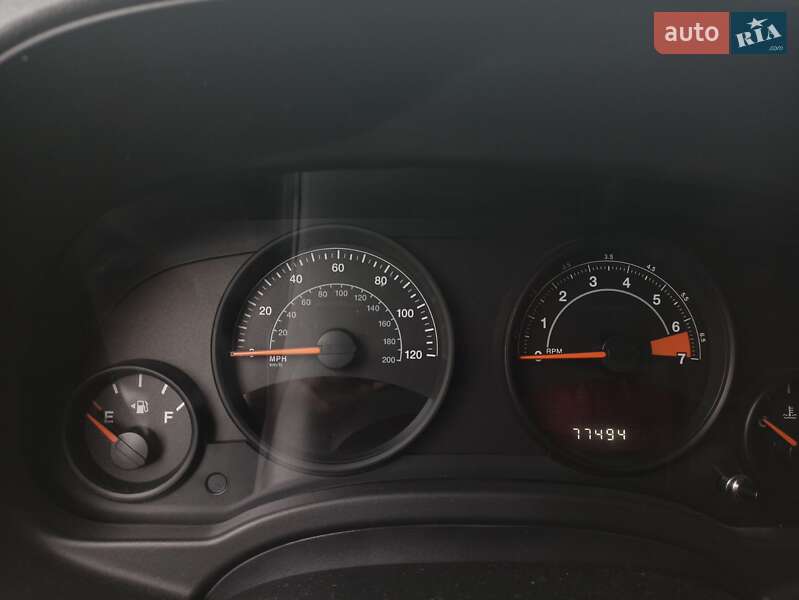 Внедорожник / Кроссовер Jeep Patriot 2016 в Хмельницком