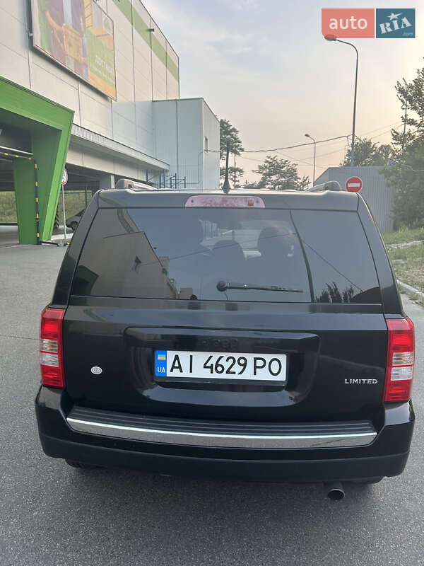 Позашляховик / Кросовер Jeep Patriot 2011 в Києві