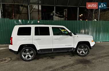 Внедорожник / Кроссовер Jeep Patriot 2015 в Киеве