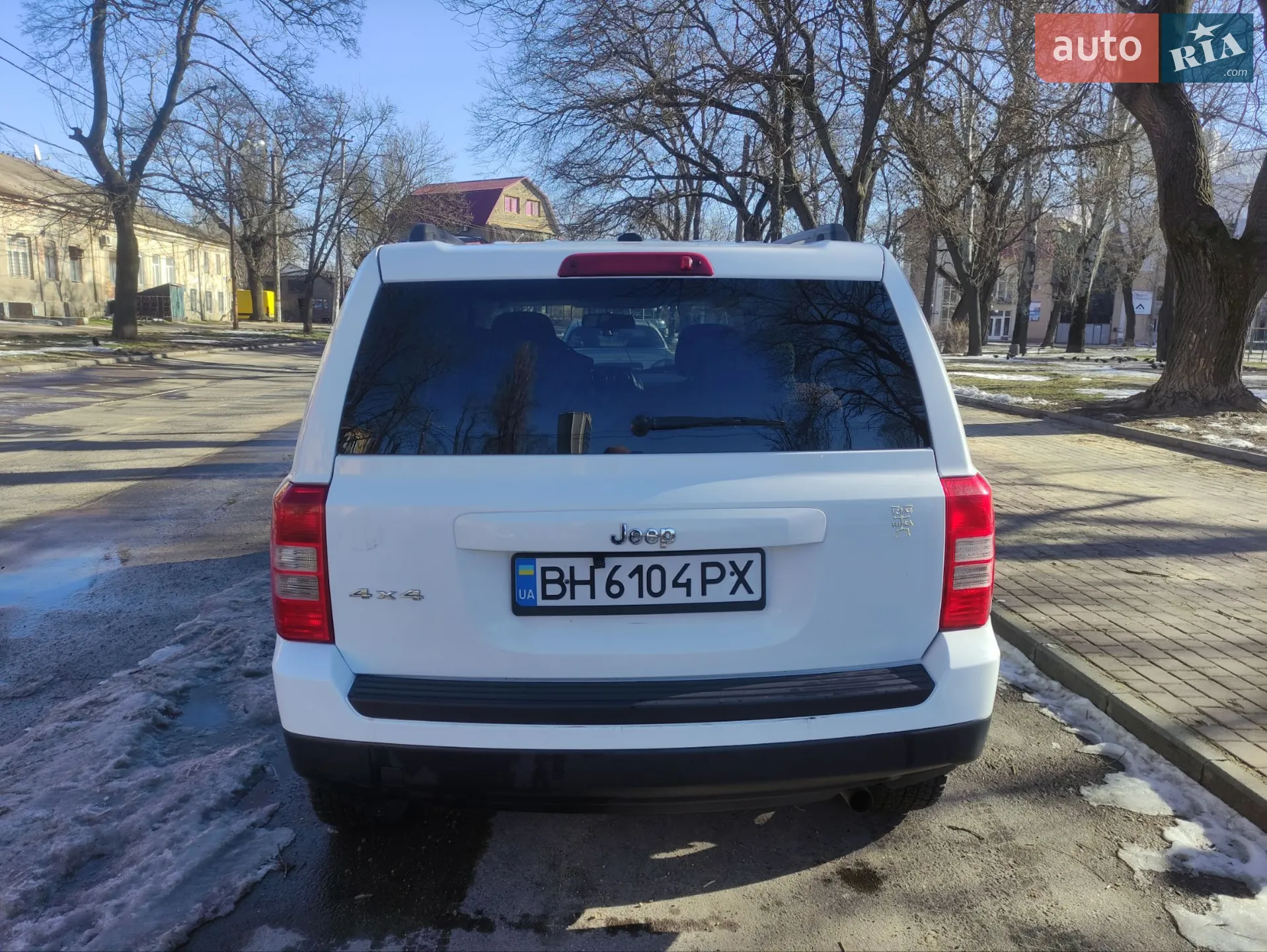 2016 Jeep Liberty (Patriot) - мініатюра 3
