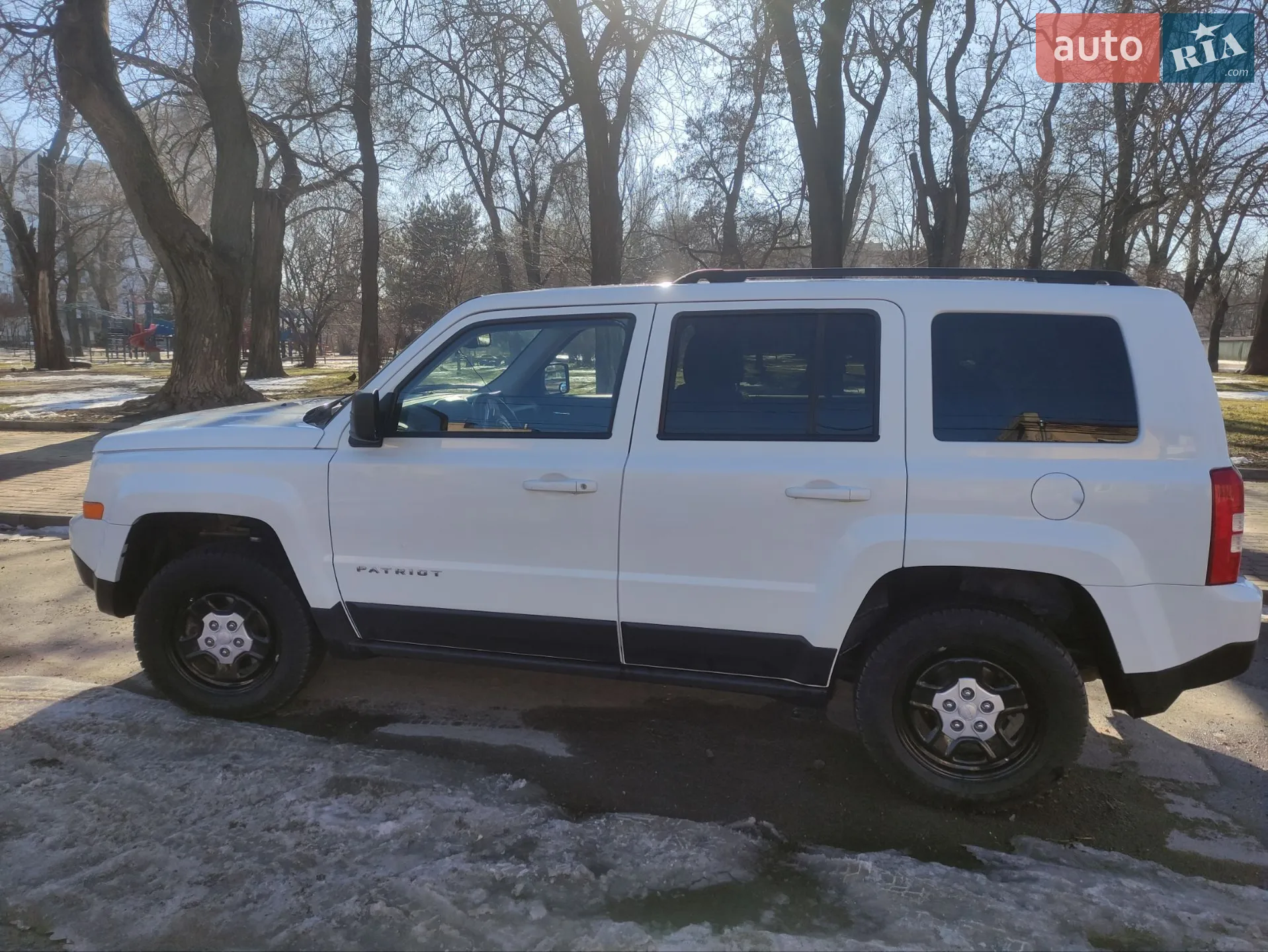 2016 Jeep Liberty (Patriot) - мініатюра 5