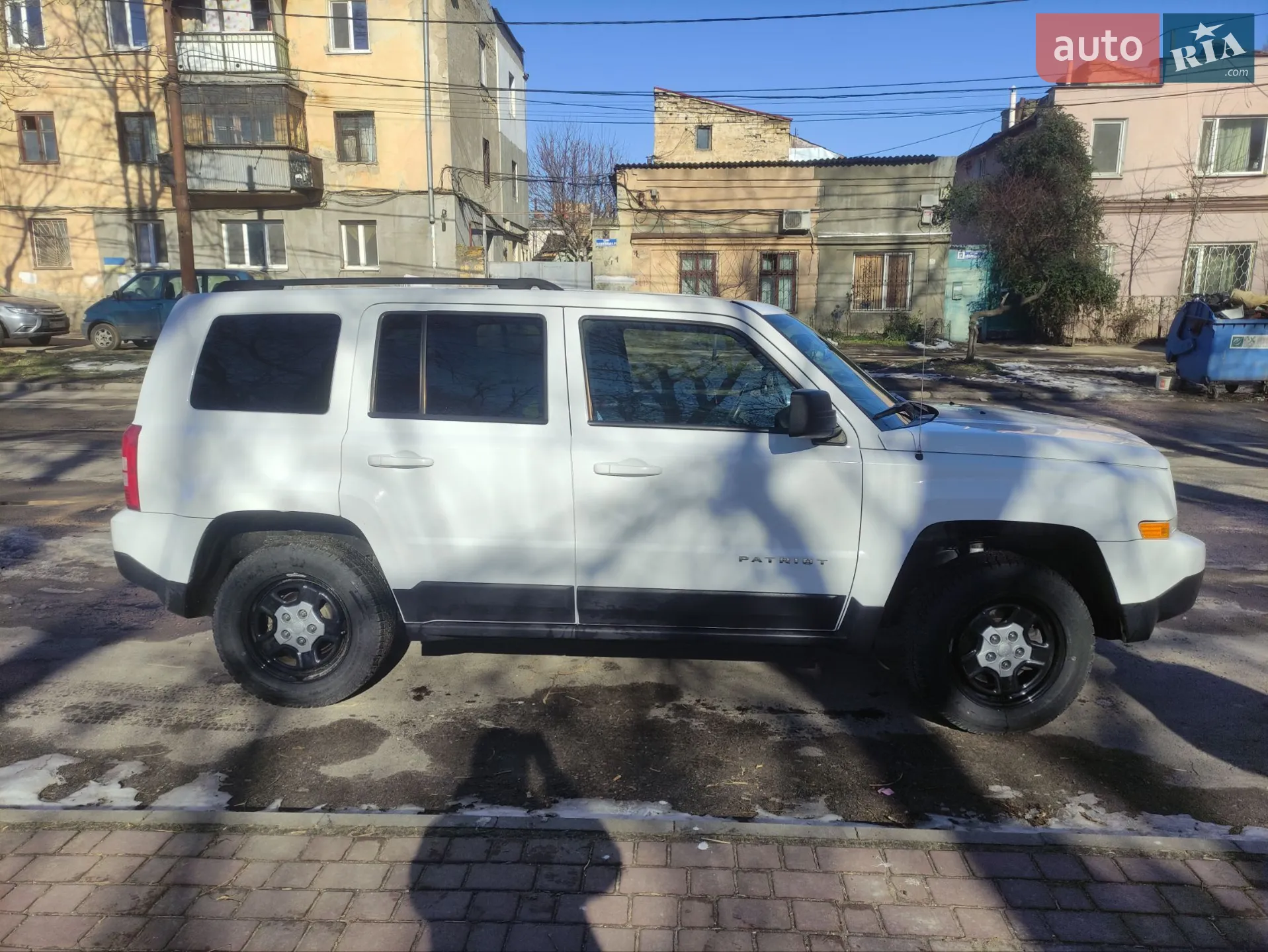 2016 Jeep Liberty (Patriot) - мініатюра 10