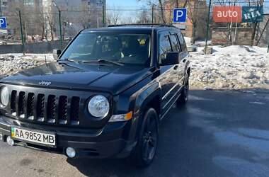 Внедорожник / Кроссовер Jeep Patriot 2014 в Киеве