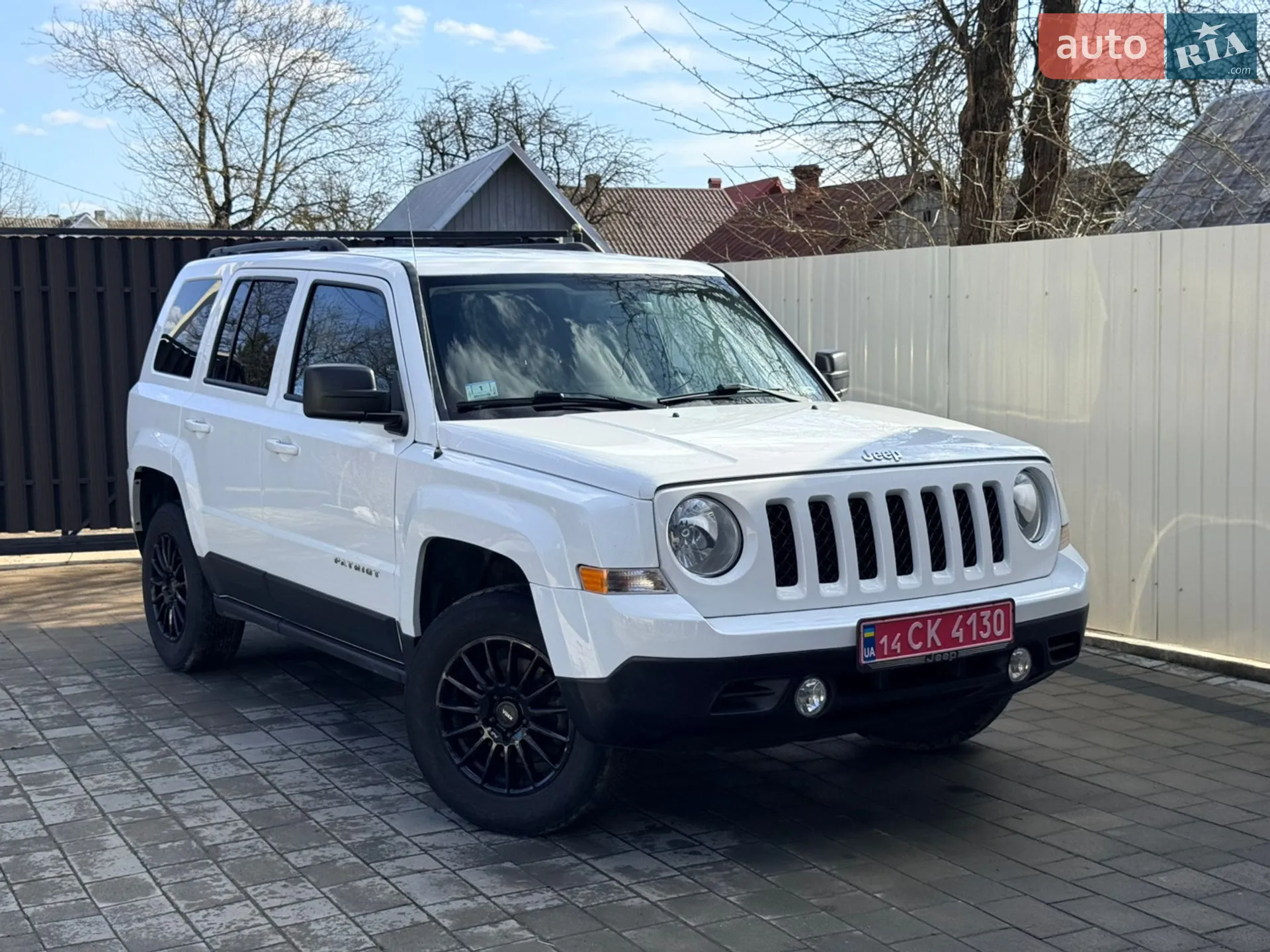 2016 Jeep Liberty (Patriot) - мініатюра 3