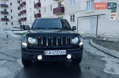 Внедорожник / Кроссовер Jeep Patriot 2015 в Богуславе