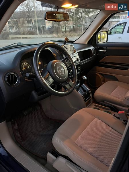 Внедорожник / Кроссовер Jeep Patriot 2013 в Ямполе