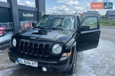 Внедорожник / Кроссовер Jeep Patriot 2015 в Луцке