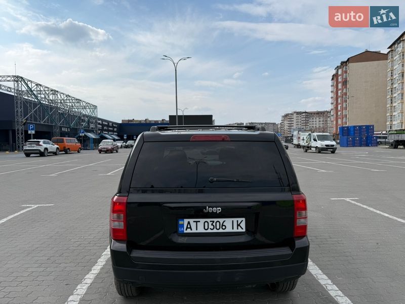 Внедорожник / Кроссовер Jeep Patriot 2015 в Ивано-Франковске