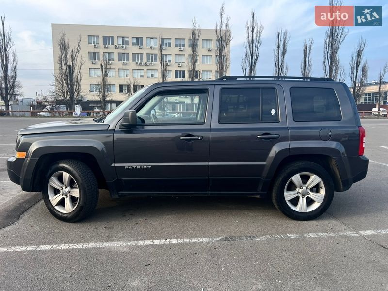 Внедорожник / Кроссовер Jeep Patriot 2014 в Киеве