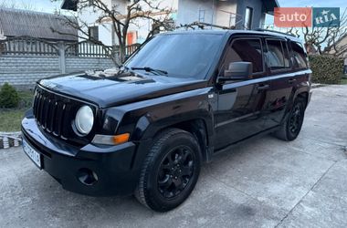 Позашляховик / Кросовер Jeep Patriot 2007 в Ізяславі