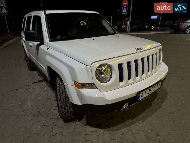 Позашляховик / Кросовер Jeep Patriot 2015 в Переяславі