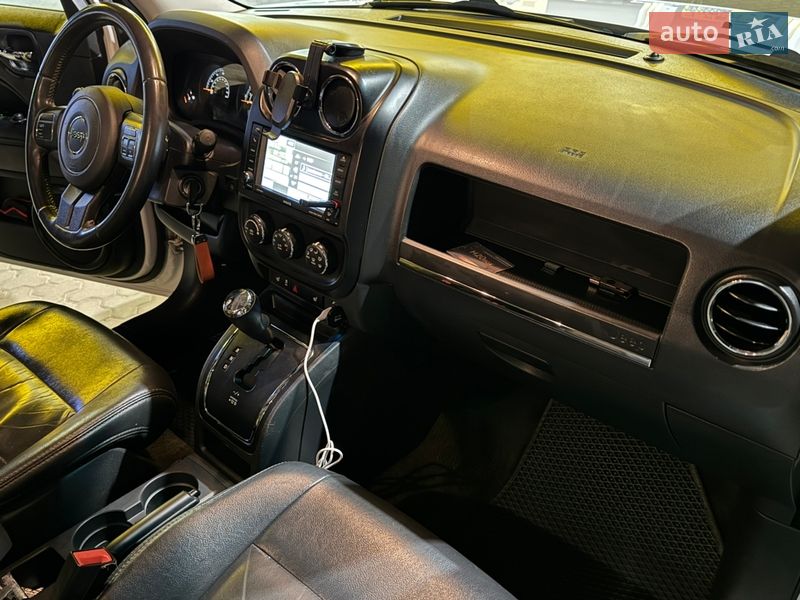 Позашляховик / Кросовер Jeep Patriot 2015 в Переяславі