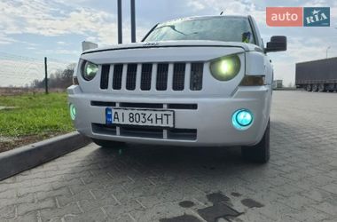Позашляховик / Кросовер Jeep Patriot 2008 в Києві
