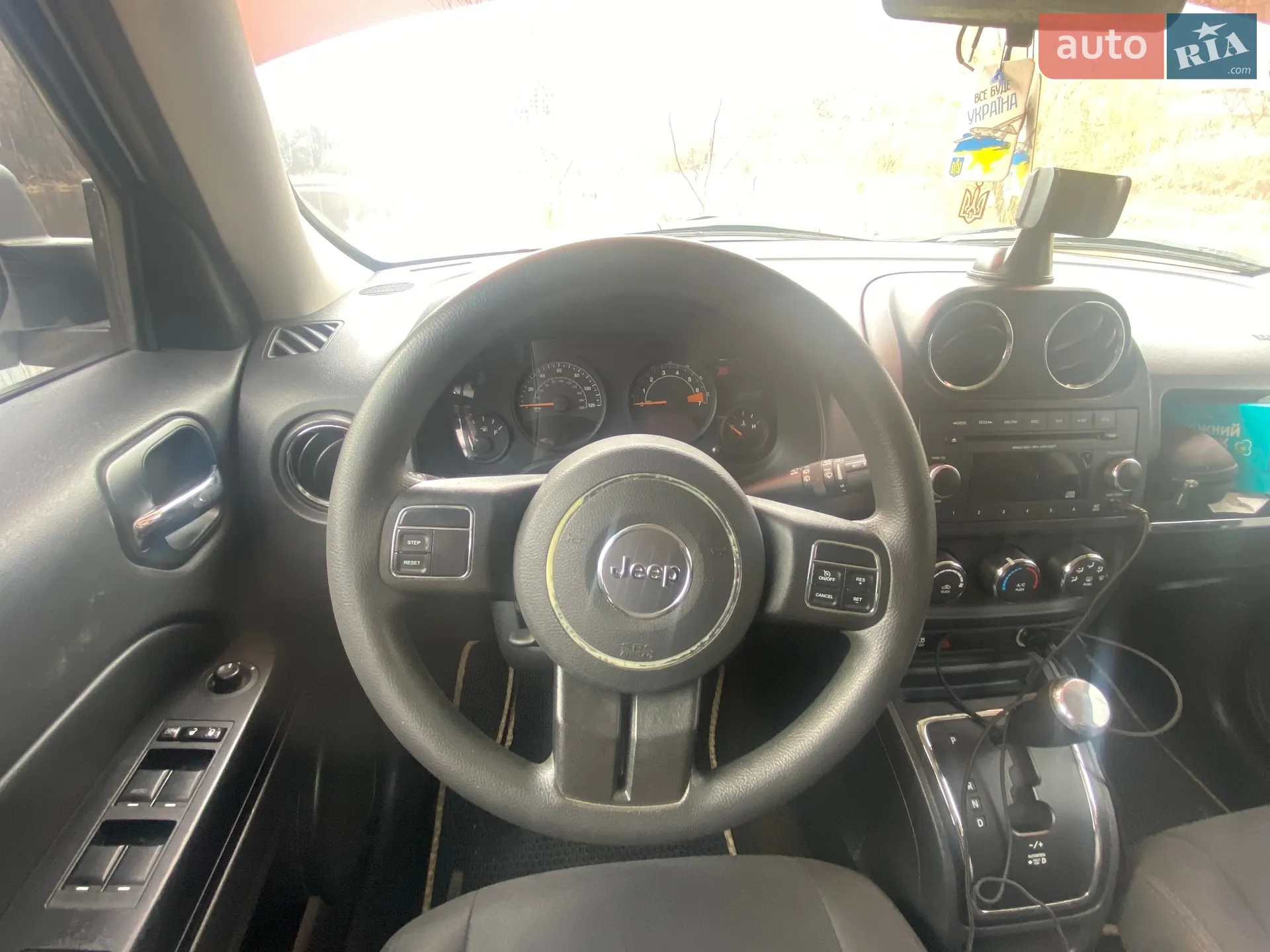 2014 Jeep Liberty (Patriot) - мініатюра 21