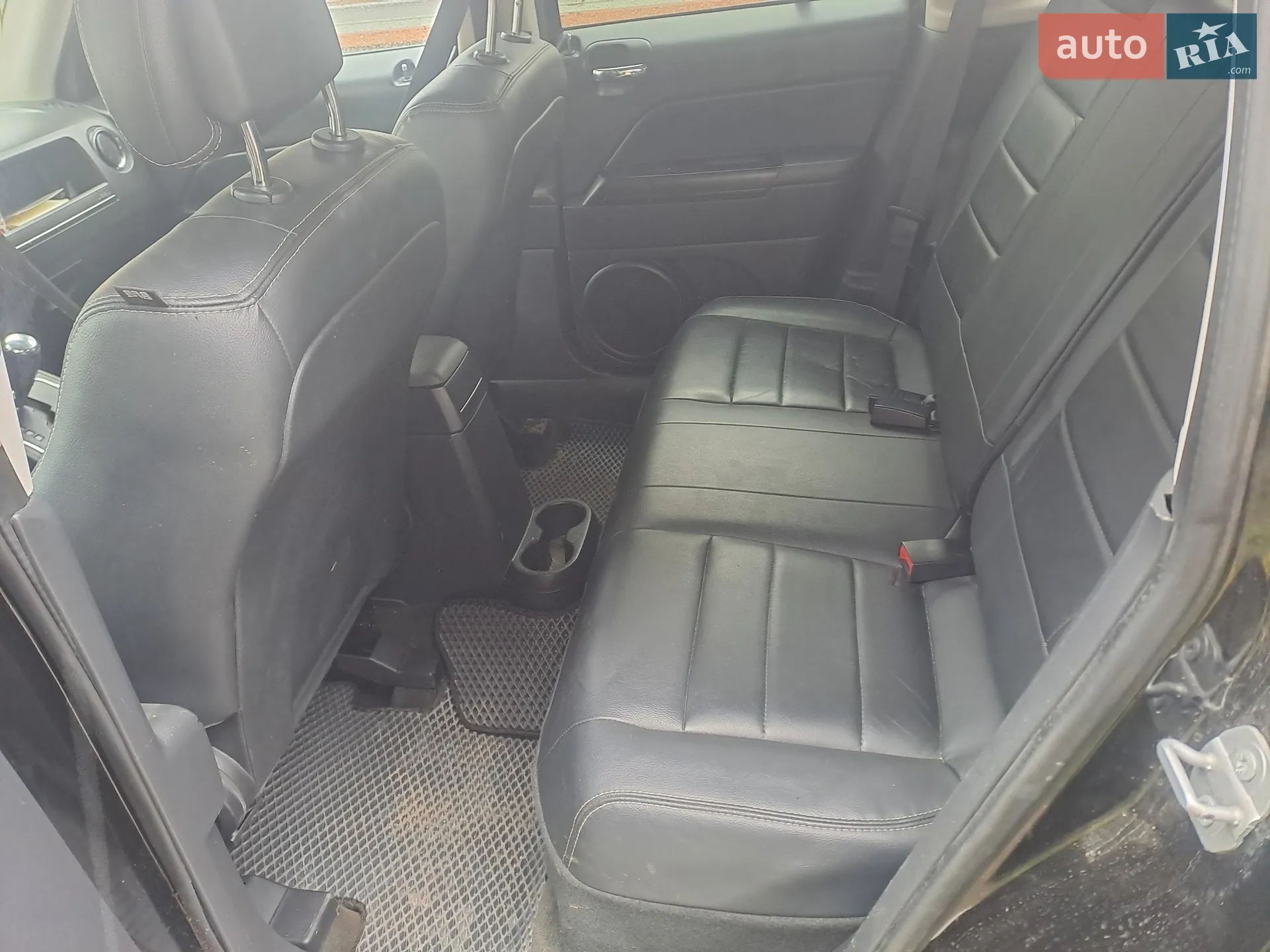 2016 Jeep Liberty (Patriot) - мініатюра 7
