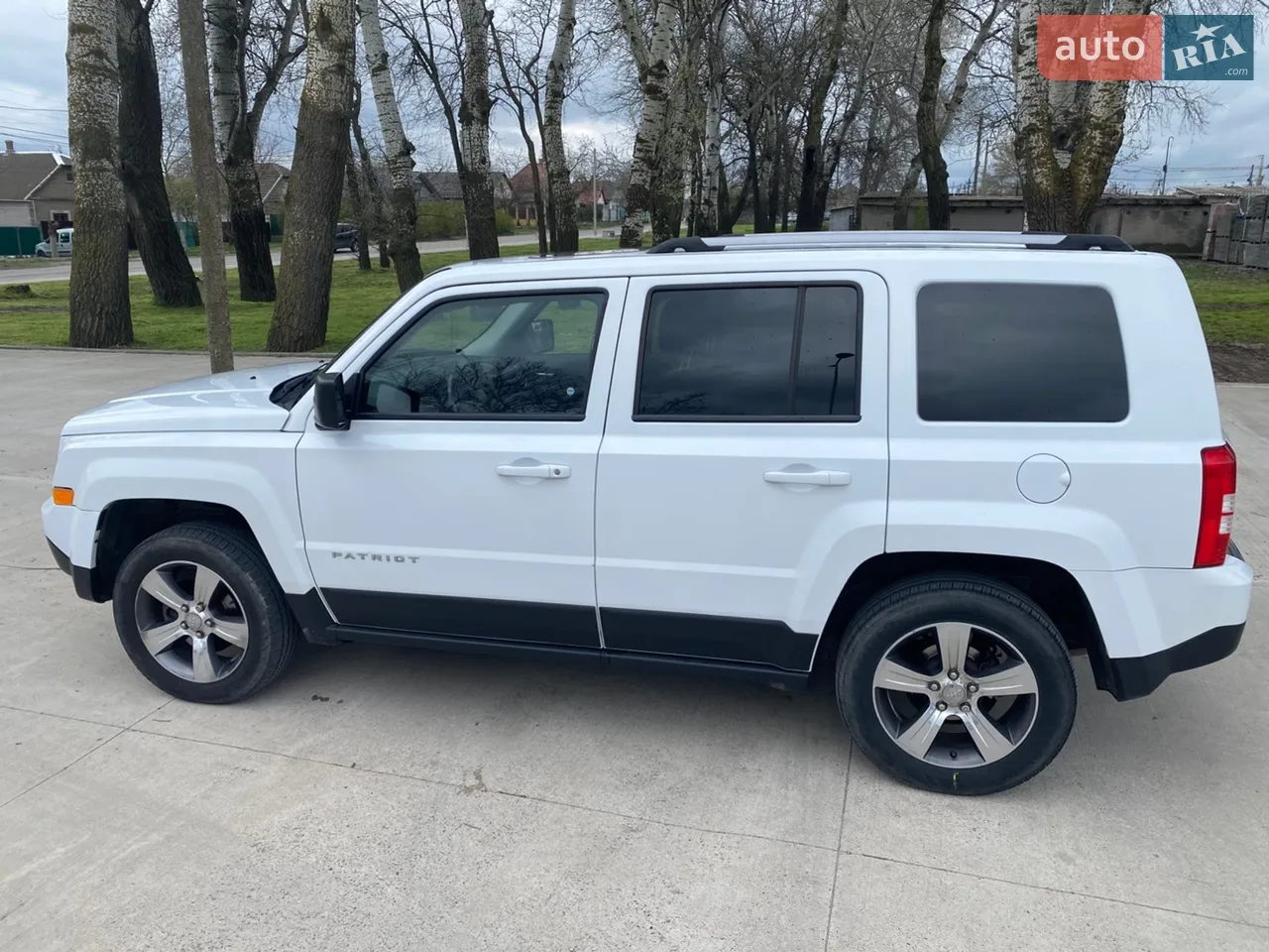 2016 Jeep Liberty (Patriot) - мініатюра 14