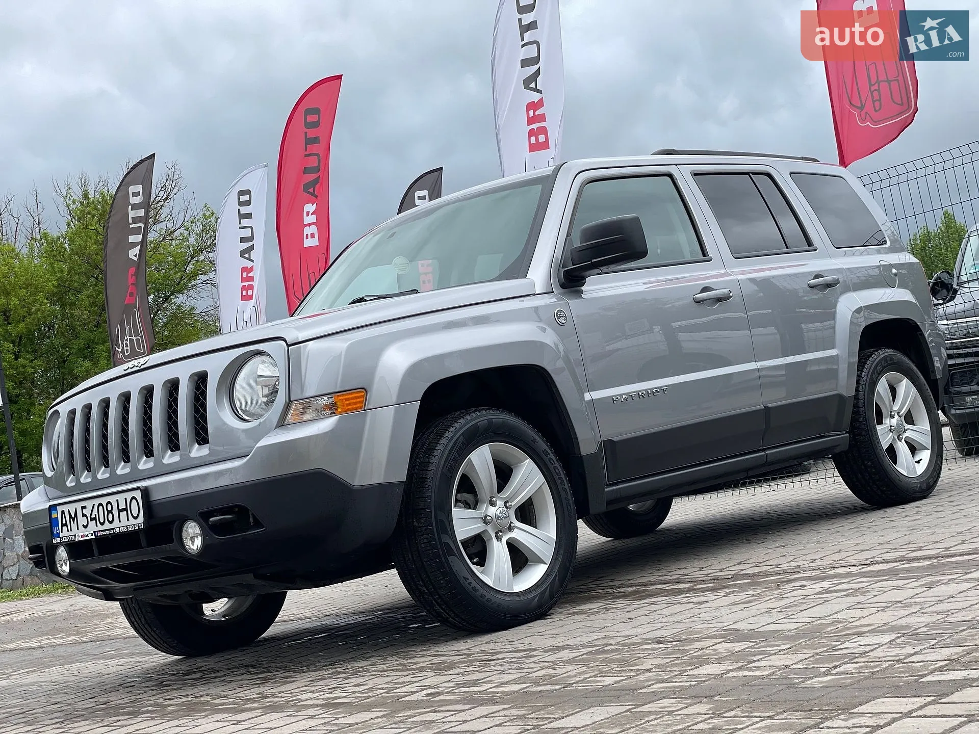 2016 Jeep Liberty (Patriot) - мініатюра 2