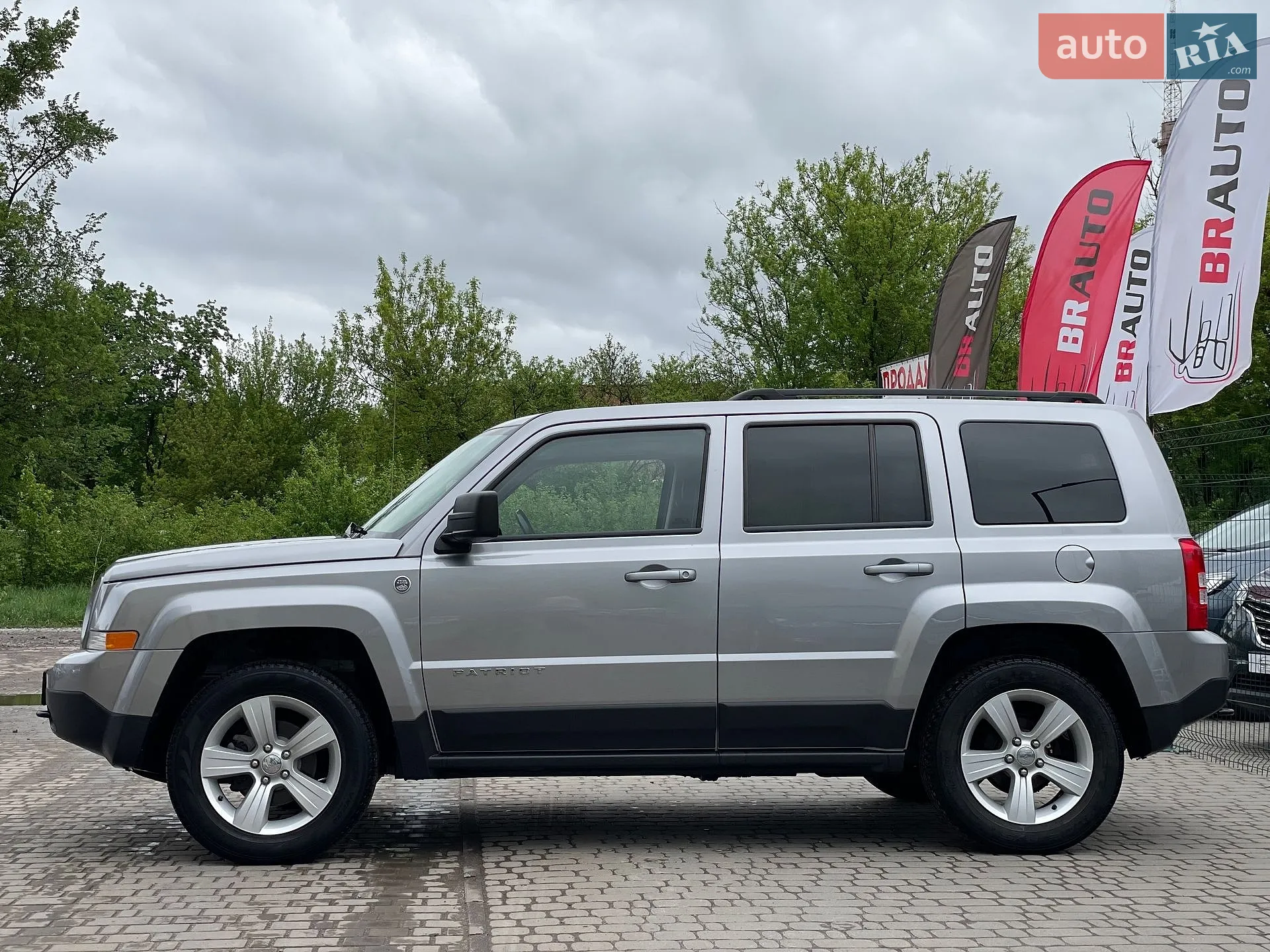 2016 Jeep Liberty (Patriot) - мініатюра 12