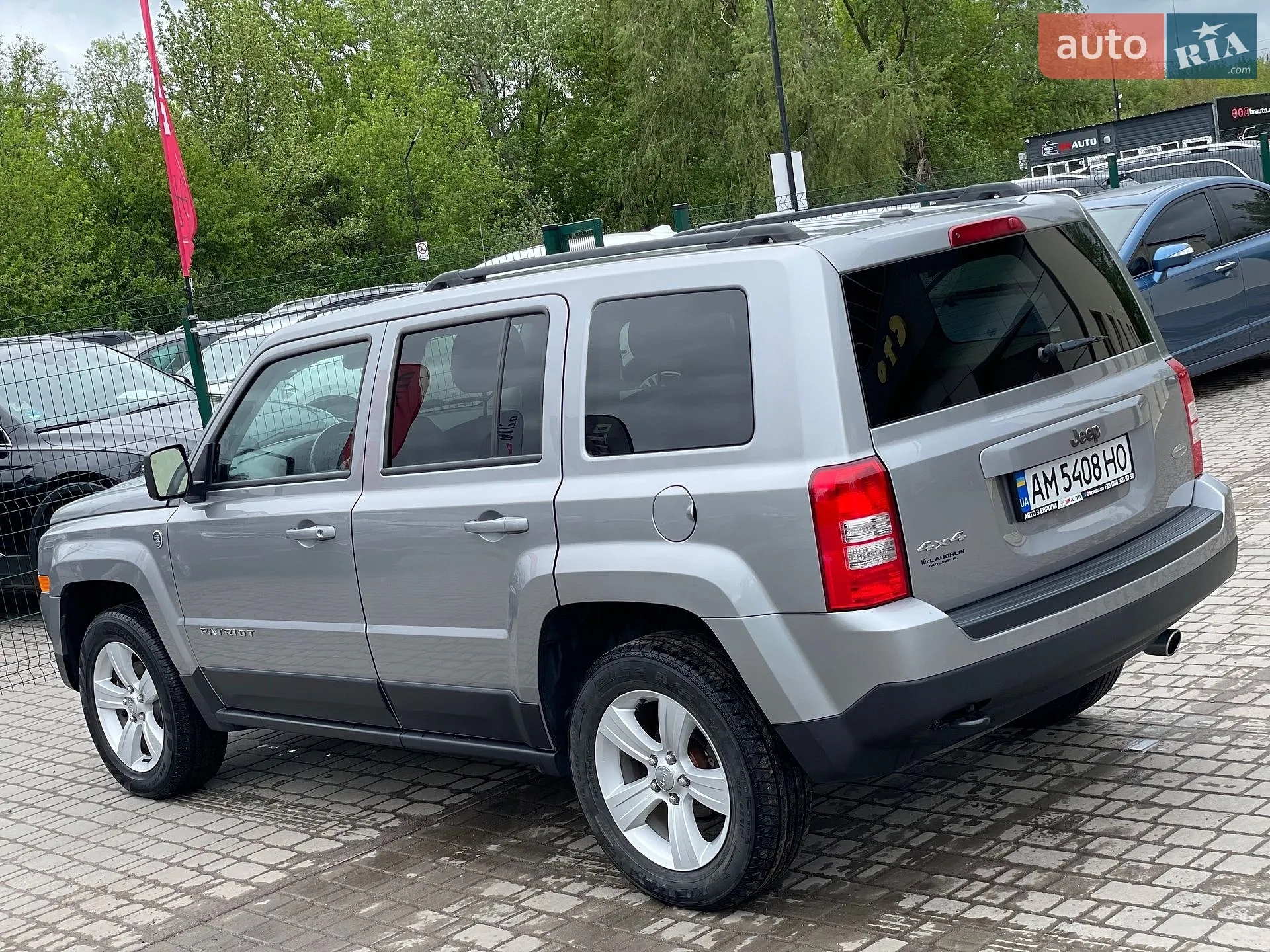 2016 Jeep Liberty (Patriot) - мініатюра 19