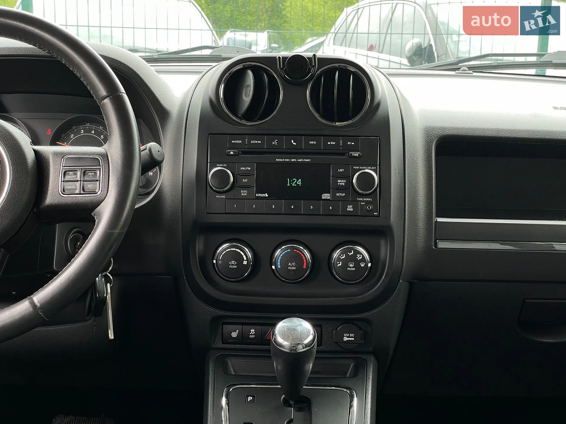 2016 Jeep Liberty (Patriot) - мініатюра 54