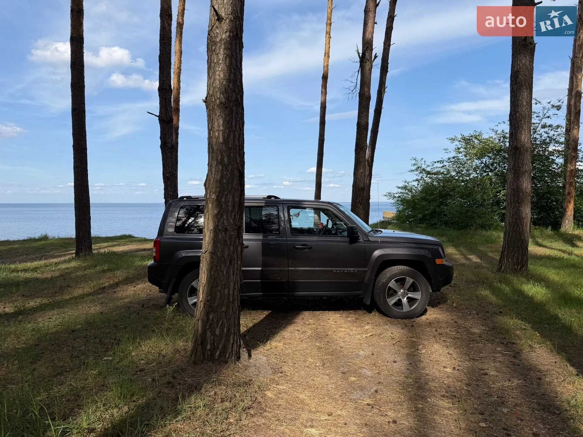 2015 Jeep Liberty (Patriot) - мініатюра 3