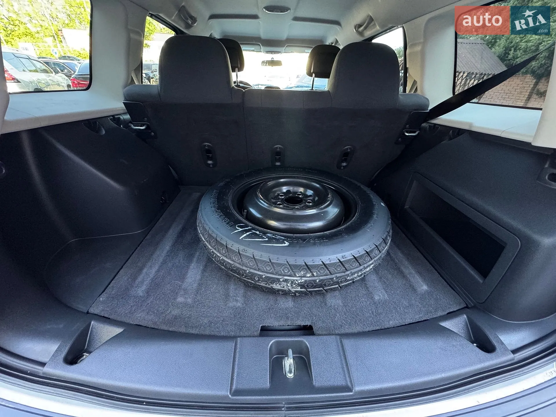 2012 Jeep Liberty (Patriot) - мініатюра 28